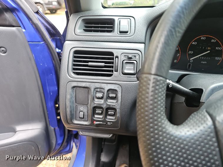 image for item NX9255 2000 Honda  CR-V SUV