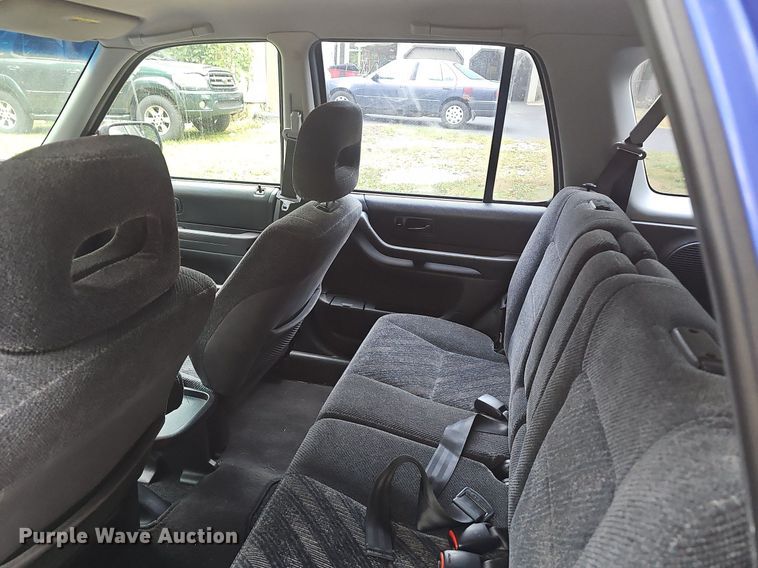 image for item NX9255 2000 Honda  CR-V SUV