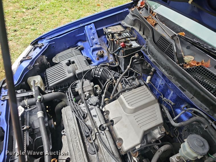 image for item NX9255 2000 Honda  CR-V SUV