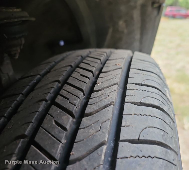 image for item NX9255 2000 Honda  CR-V SUV