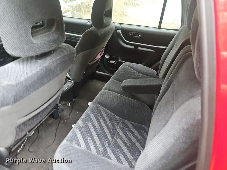 image for item NX9257 1999 Honda CR-V SUV