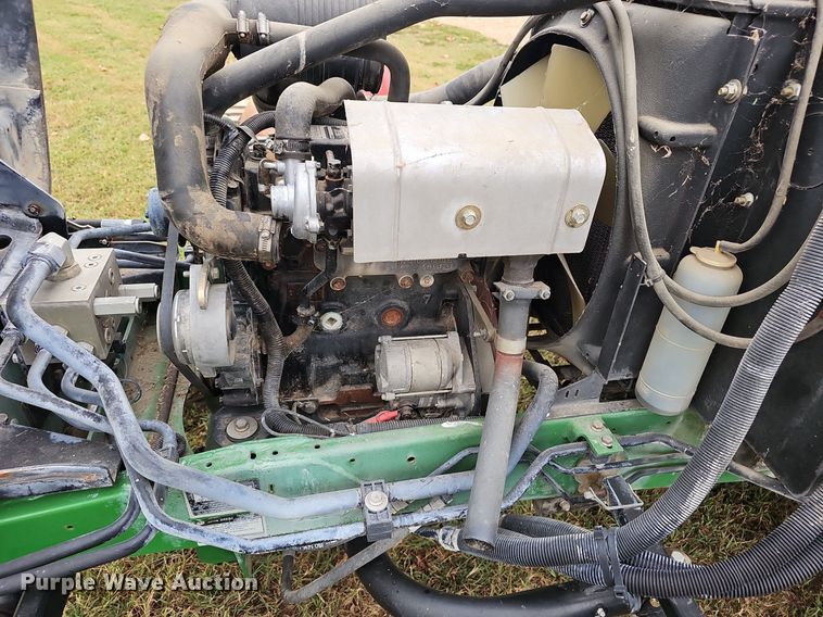 image for item NX9260 2013 John Deere  7700 PCFM reel mower