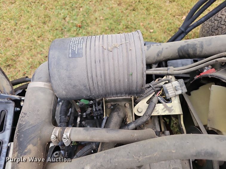 image for item NX9260 2013 John Deere  7700 PCFM reel mower