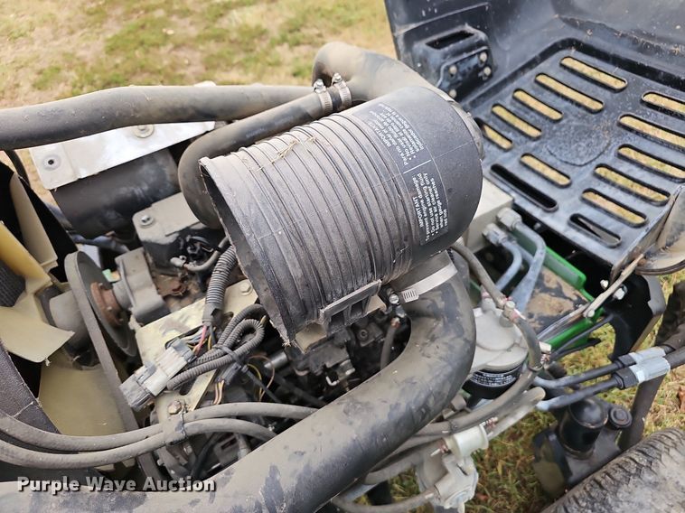 image for item NX9260 2013 John Deere  7700 PCFM reel mower