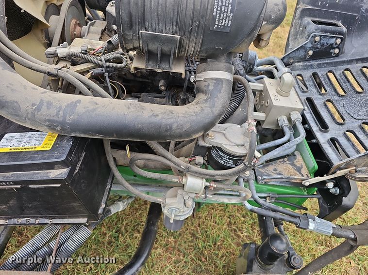 image for item NX9260 2013 John Deere  7700 PCFM reel mower