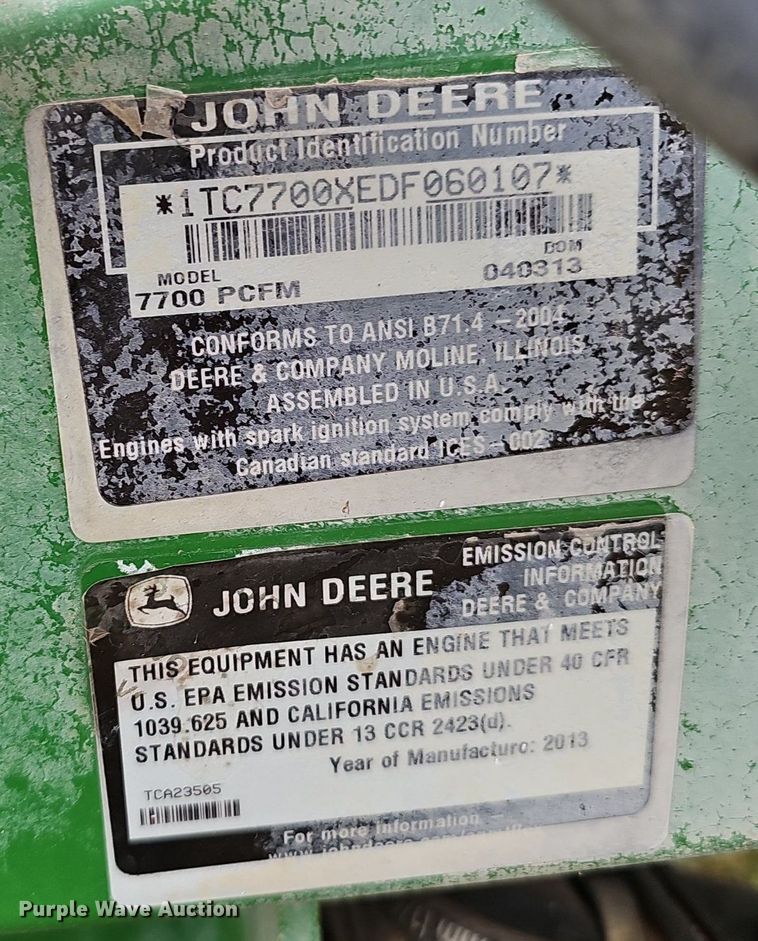 image for item NX9260 2013 John Deere  7700 PCFM reel mower