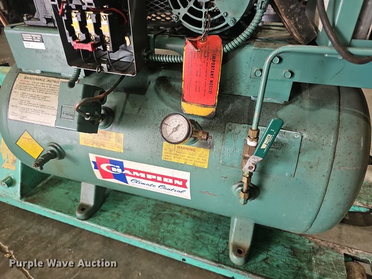 image for item NX9261 1989 Champion  compressed air dryer