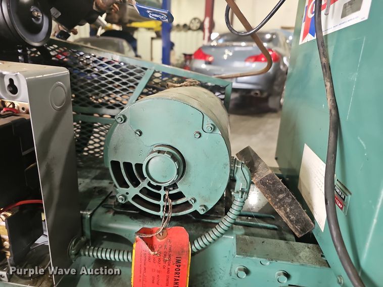 image for item NX9261 1989 Champion  compressed air dryer