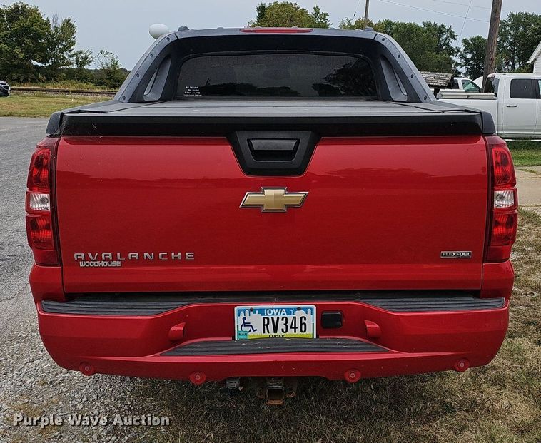 image for item NX9263 2007 Chevrolet  Avalanche  Crew Cab pickup truck
