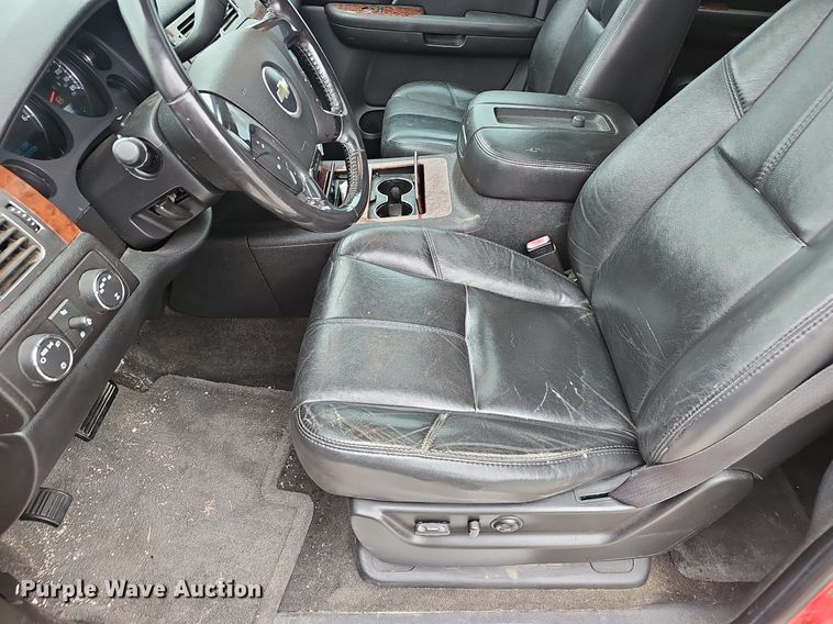 image for item NX9263 2007 Chevrolet  Avalanche  Crew Cab pickup truck