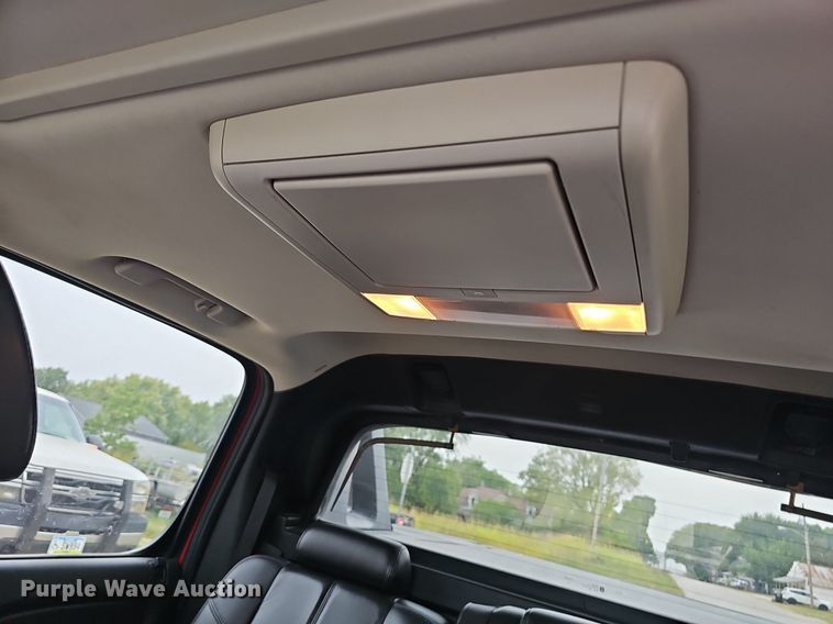 image for item NX9263 2007 Chevrolet  Avalanche  Crew Cab pickup truck