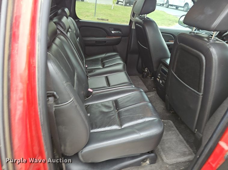 image for item NX9263 2007 Chevrolet  Avalanche  Crew Cab pickup truck