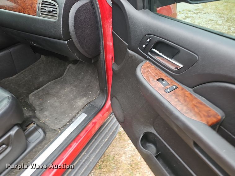 image for item NX9263 2007 Chevrolet  Avalanche  Crew Cab pickup truck