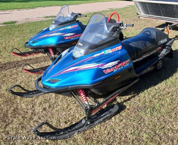 image for item OD9731 (2) 1997 Yamaha V MAX XTC snowmobiles