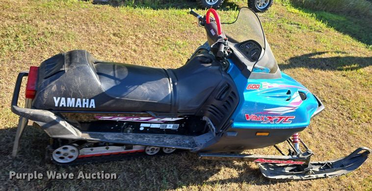 image for item OD9731 (2) 1997 Yamaha V MAX XTC snowmobiles