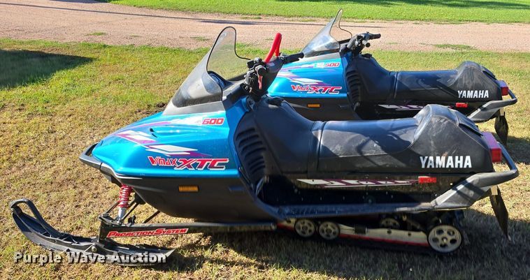 image for item OD9731 (2) 1997 Yamaha V MAX XTC snowmobiles