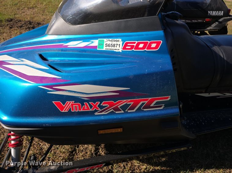 image for item OD9731 (2) 1997 Yamaha V MAX XTC snowmobiles
