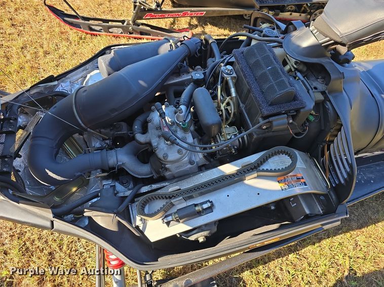 image for item OD9731 (2) 1997 Yamaha V MAX XTC snowmobiles