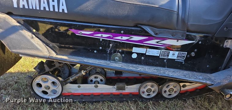 image for item OD9731 (2) 1997 Yamaha V MAX XTC snowmobiles