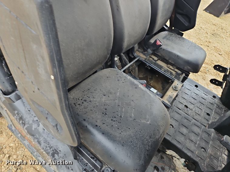 image for item OJ9850 2019 Yanmar YU700GMP utility vehicle