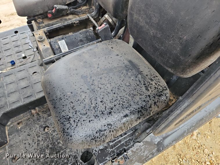 image for item OJ9850 2019 Yanmar YU700GMP utility vehicle