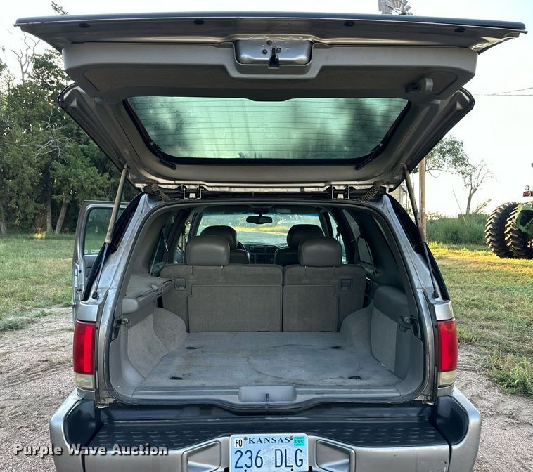 image for item OM9673 1999 GMC Envoy SUV