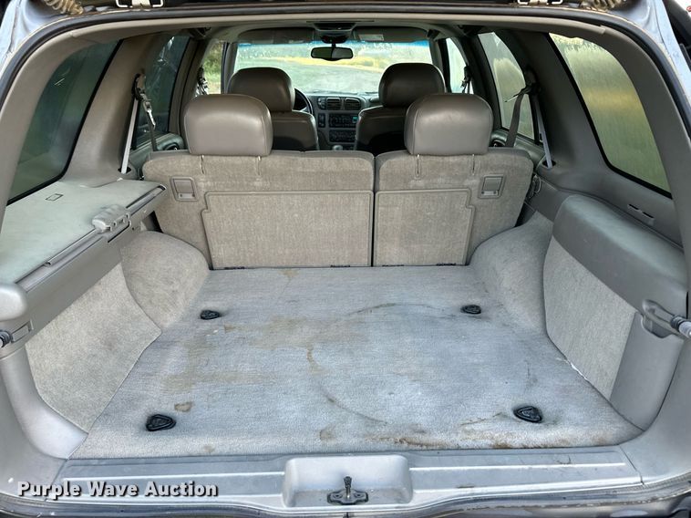 image for item OM9673 1999 GMC Envoy SUV