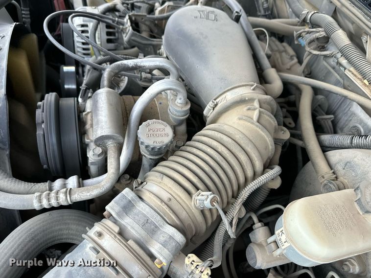 image for item OM9673 1999 GMC Envoy SUV