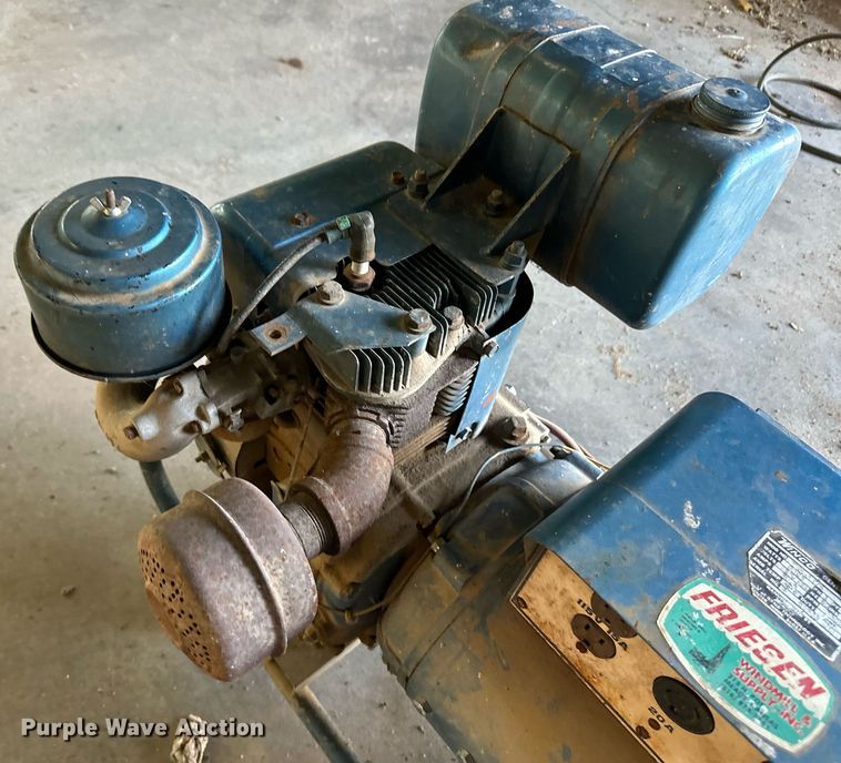 image for item OM9677 Winco 7WH-3EKB generator