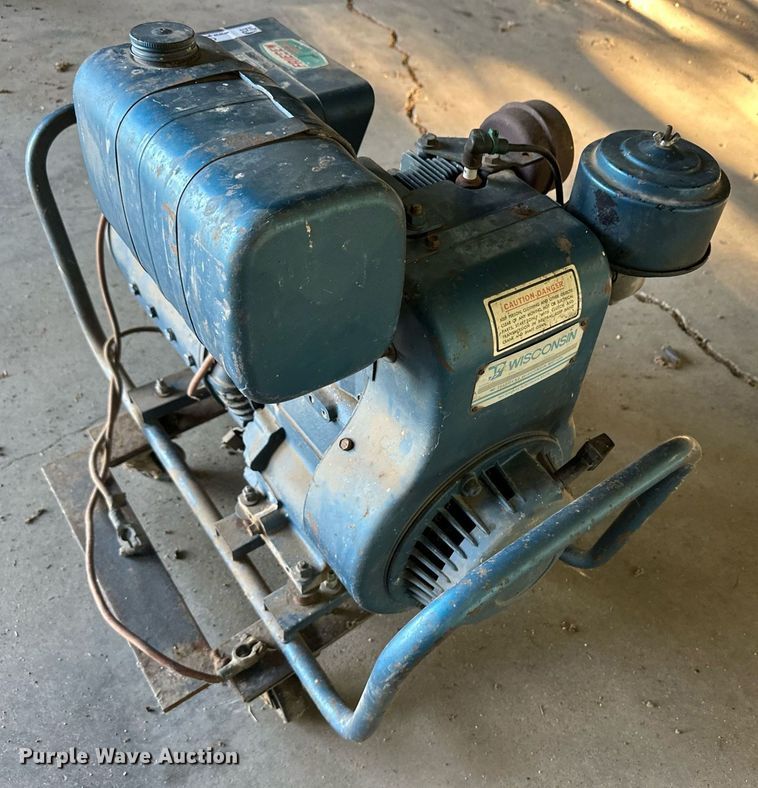 image for item OM9677 Winco 7WH-3EKB generator