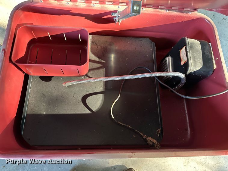 image for item OM9681 1989 Tradesman 8700 parts washer