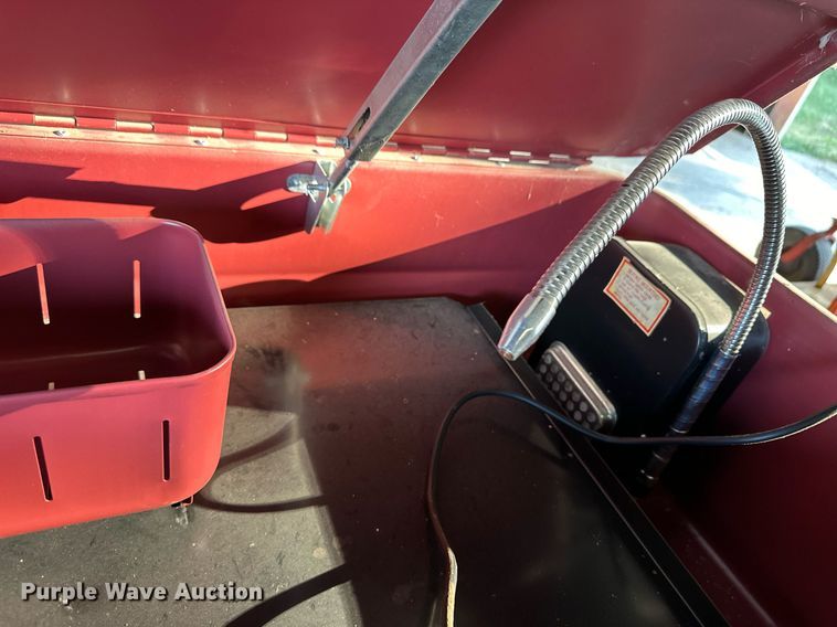 image for item OM9681 1989 Tradesman 8700 parts washer