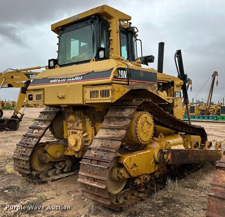 image for item DD3206 1994 Caterpillar  D8N dozer