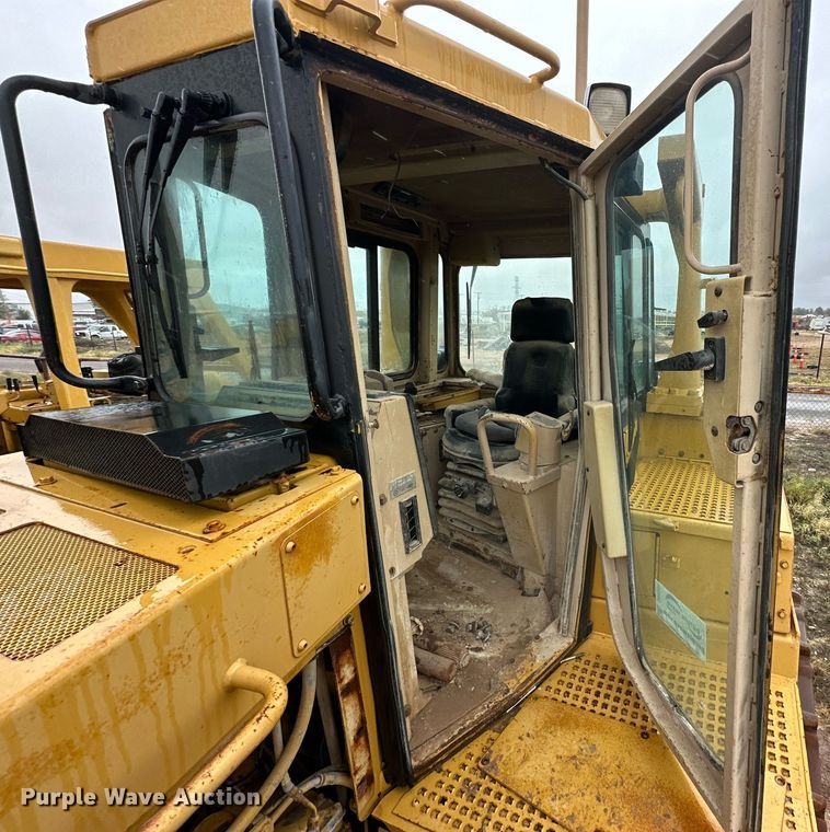 image for item DD3206 1994 Caterpillar  D8N dozer