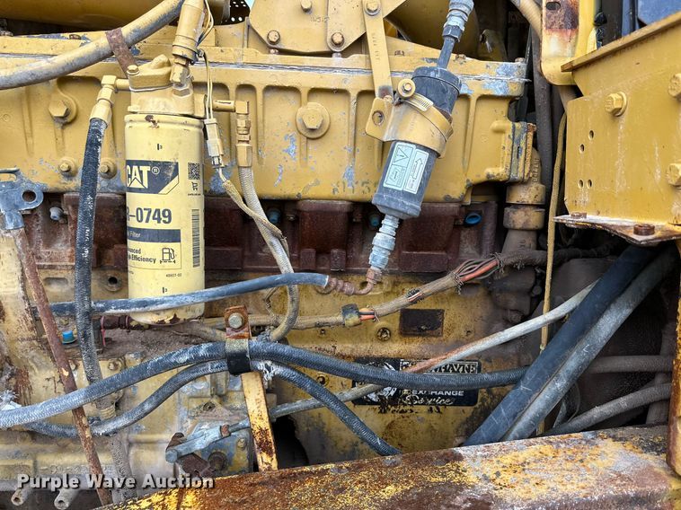 image for item DD3206 1994 Caterpillar  D8N dozer
