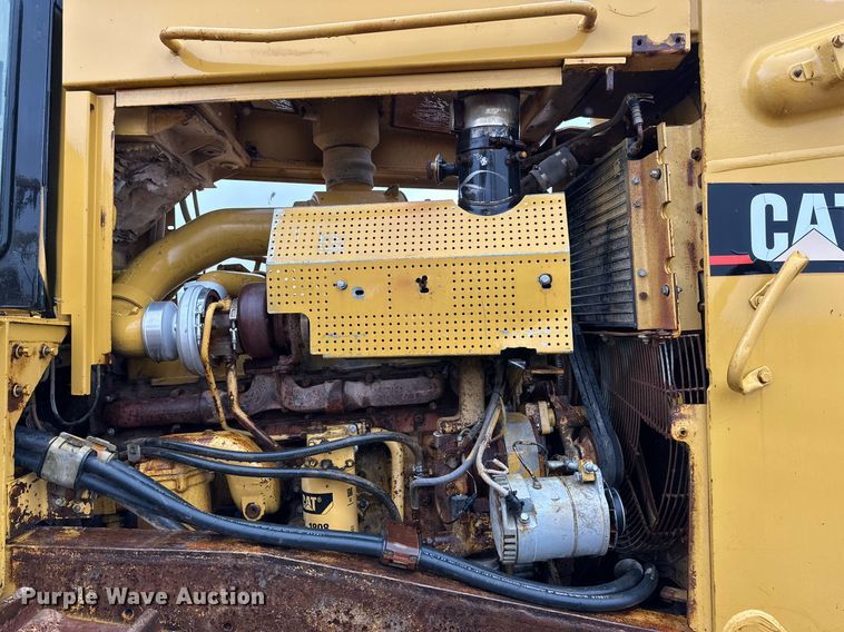 image for item DD3206 1994 Caterpillar  D8N dozer