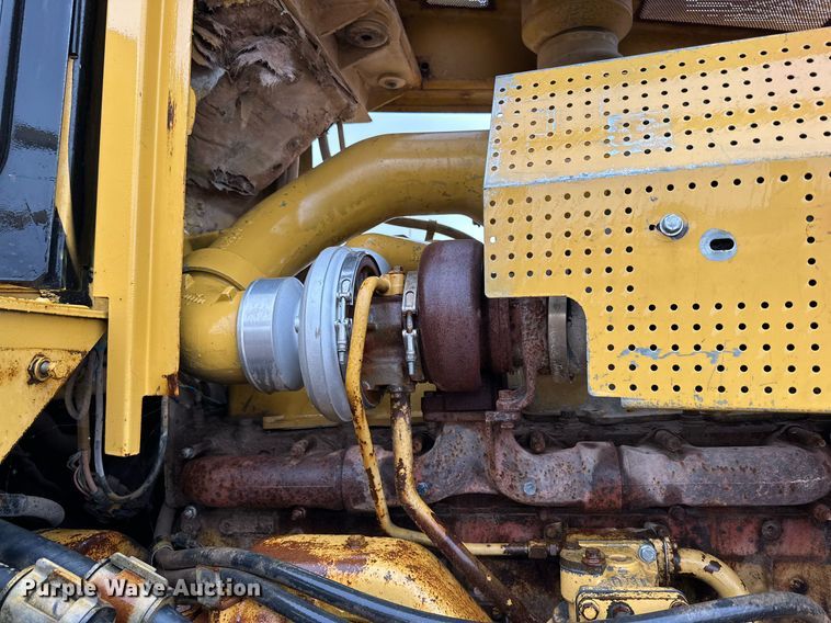 image for item DD3206 1994 Caterpillar  D8N dozer