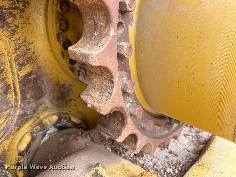 image for item DD3206 1994 Caterpillar  D8N dozer