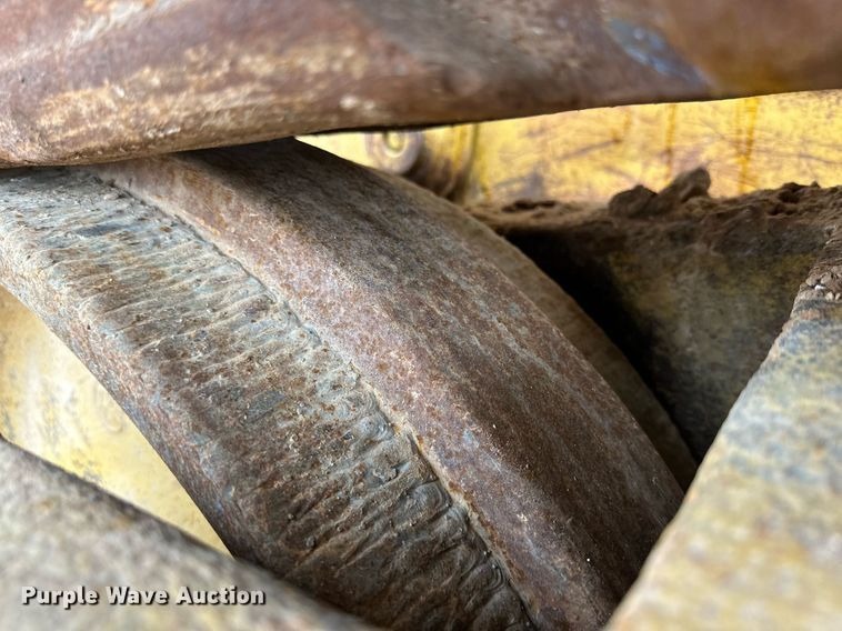 image for item DD3206 1994 Caterpillar  D8N dozer