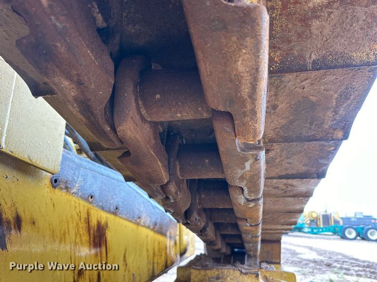 image for item DD3206 1994 Caterpillar  D8N dozer