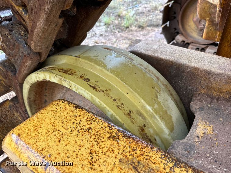 image for item DD3206 1994 Caterpillar  D8N dozer