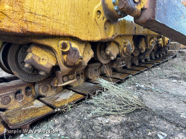 image for item DD3206 1994 Caterpillar  D8N dozer