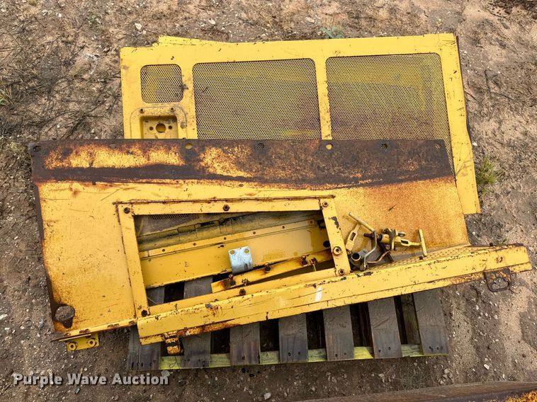 image for item DD3206 1994 Caterpillar  D8N dozer