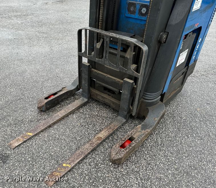 image for item DL4472 Raymond 750 R45TT forklift