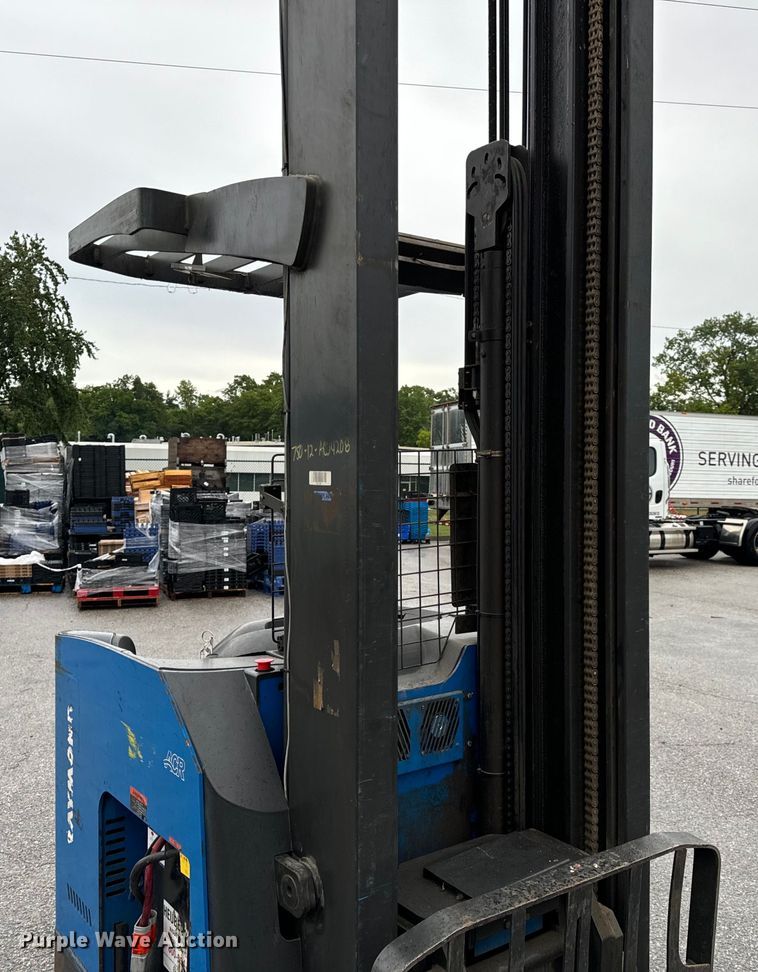 image for item DL4472 Raymond 750 R45TT forklift