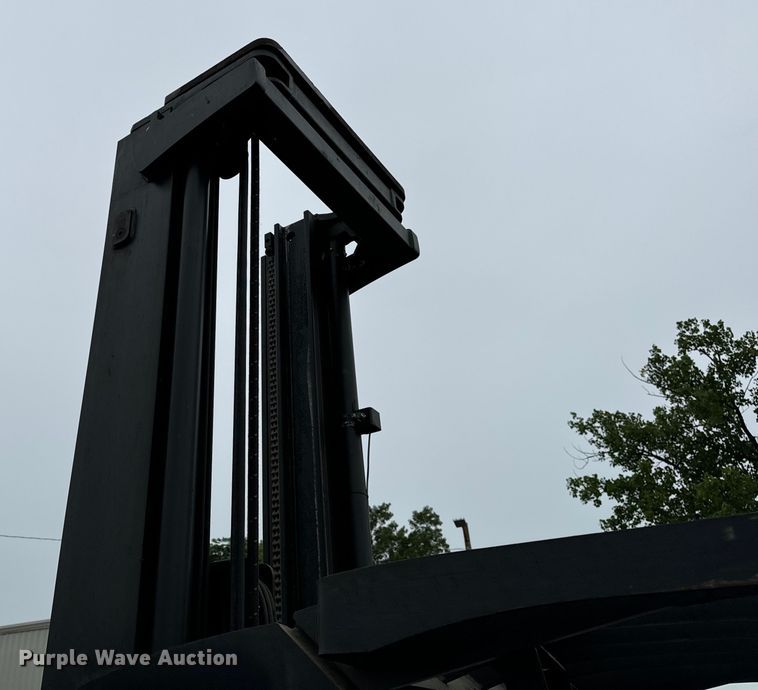 image for item DL4472 Raymond 750 R45TT forklift