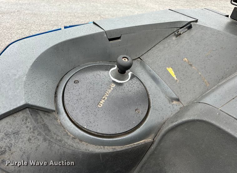 image for item DL4472 Raymond 750 R45TT forklift