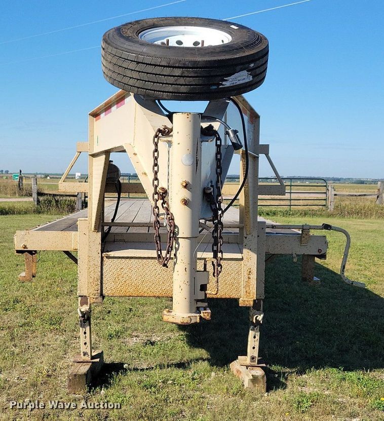 image for item DN3504 2018 Texas Pride FT835524KGN flatbed trailer