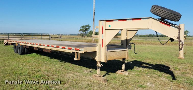 image for item DN3504 2018 Texas Pride FT835524KGN flatbed trailer
