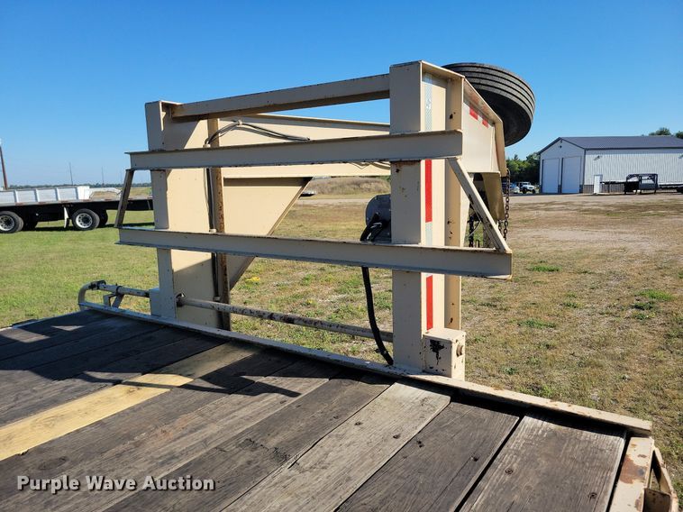 image for item DN3504 2018 Texas Pride FT835524KGN flatbed trailer